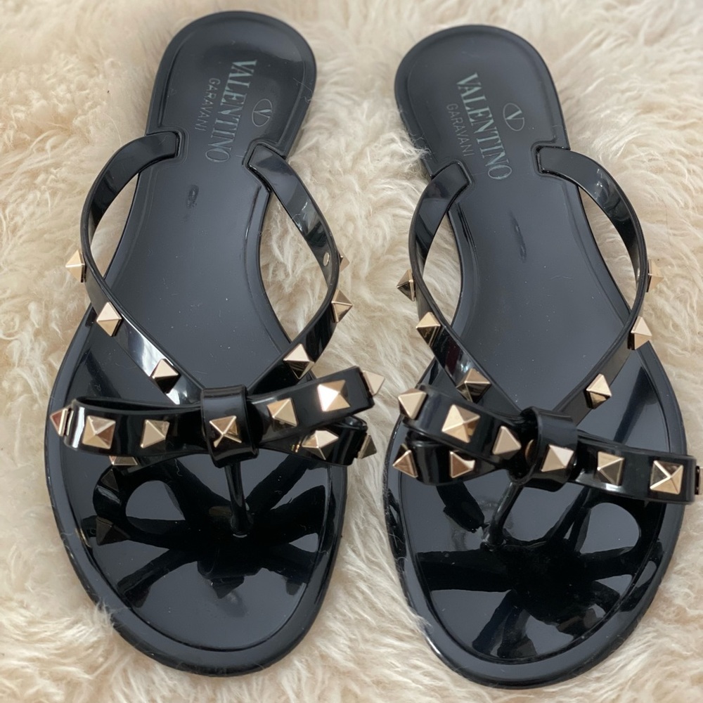 Valentino Rockstud Bow Jelly Sandals in Black